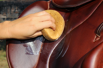 entretien selle de cheval